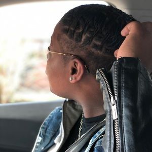 Meet your Posher, Davan